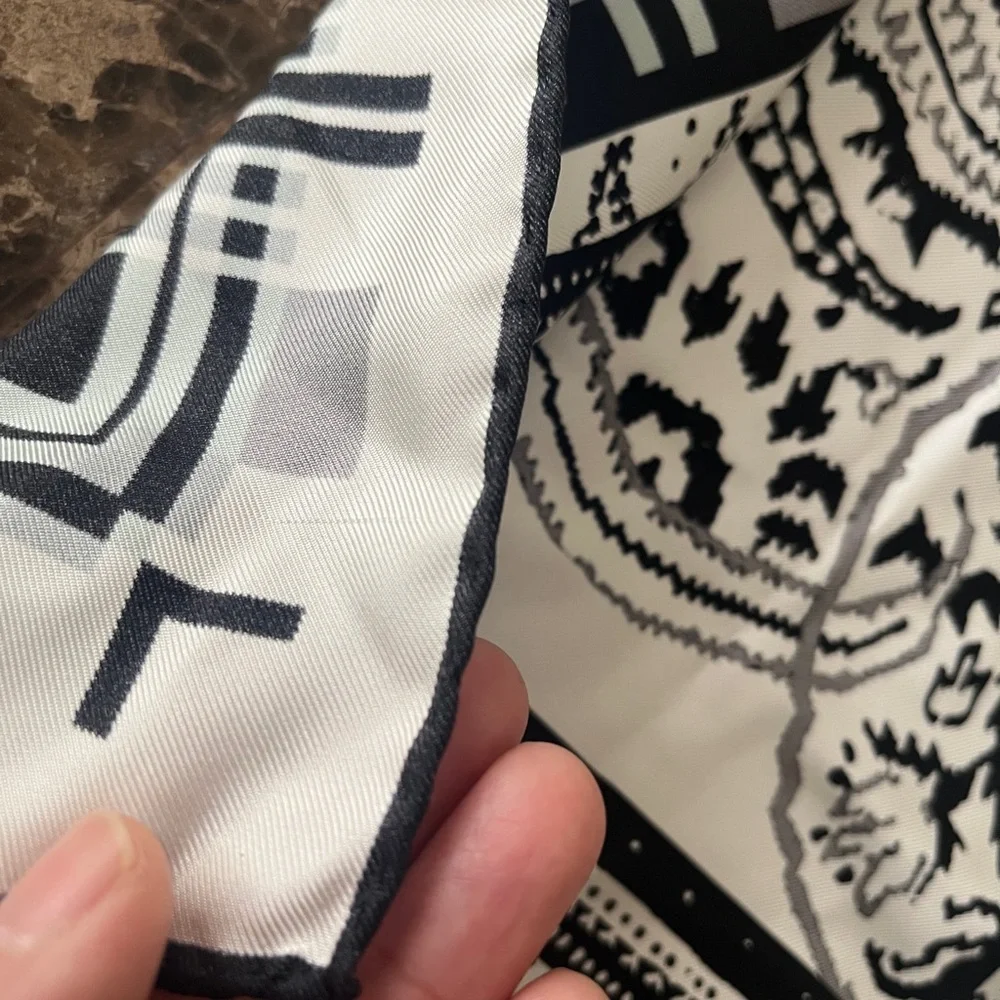 ETRO black and White Paisley Silk Scarf
